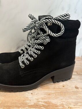 Steve Madden Genny Black Suede Lace-Up Ankle Boots NIB